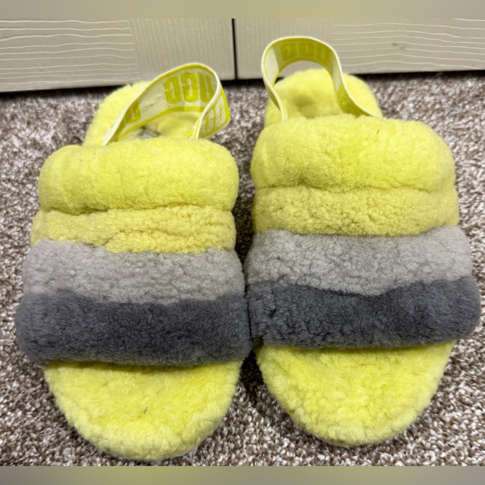 UGG Fluff Yeah Slide Neon Yellow Slip On Sandal size 6